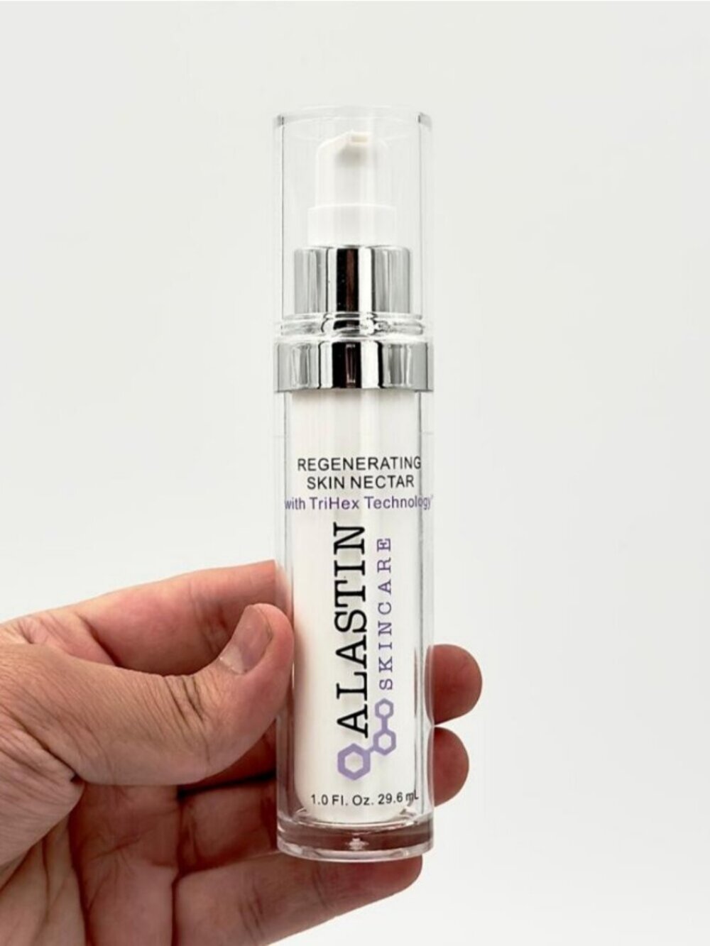 Alastin Skincare Restorative Skin Nectar with TriHex Tech (1 fl oz / 29.6 ml )